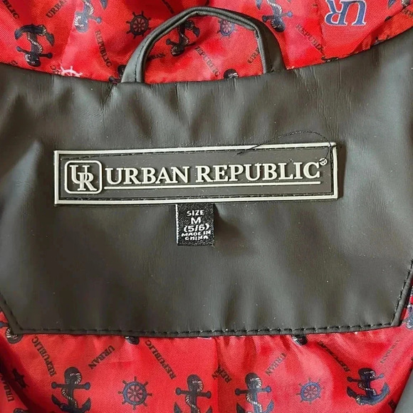 Urban Republic - Gender neutral waterproof Rain Jacket. Size 5 - Picture 3 of 8